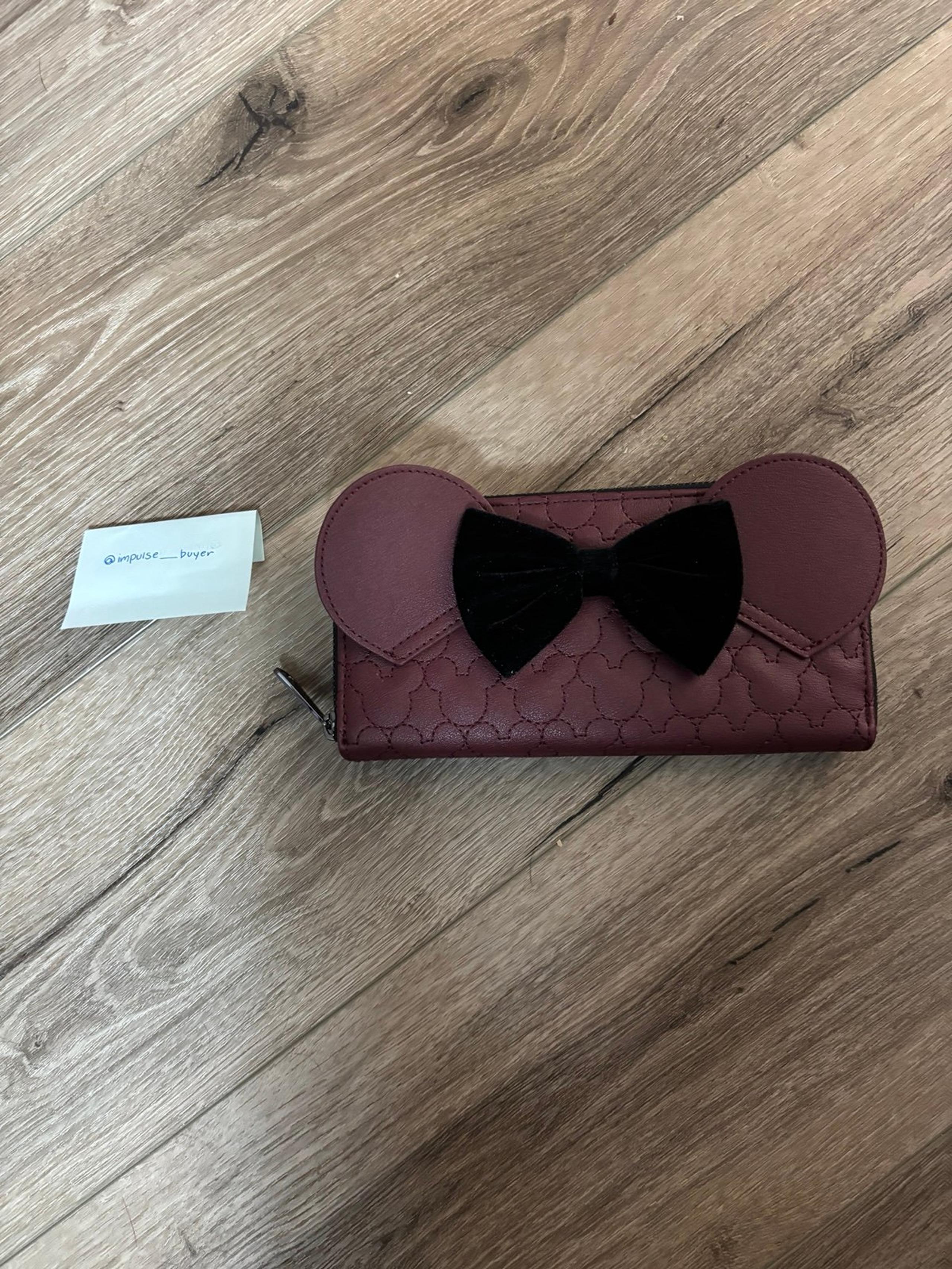 Loungefly Minnie Mouse Maroon Quilted Womens Wallet