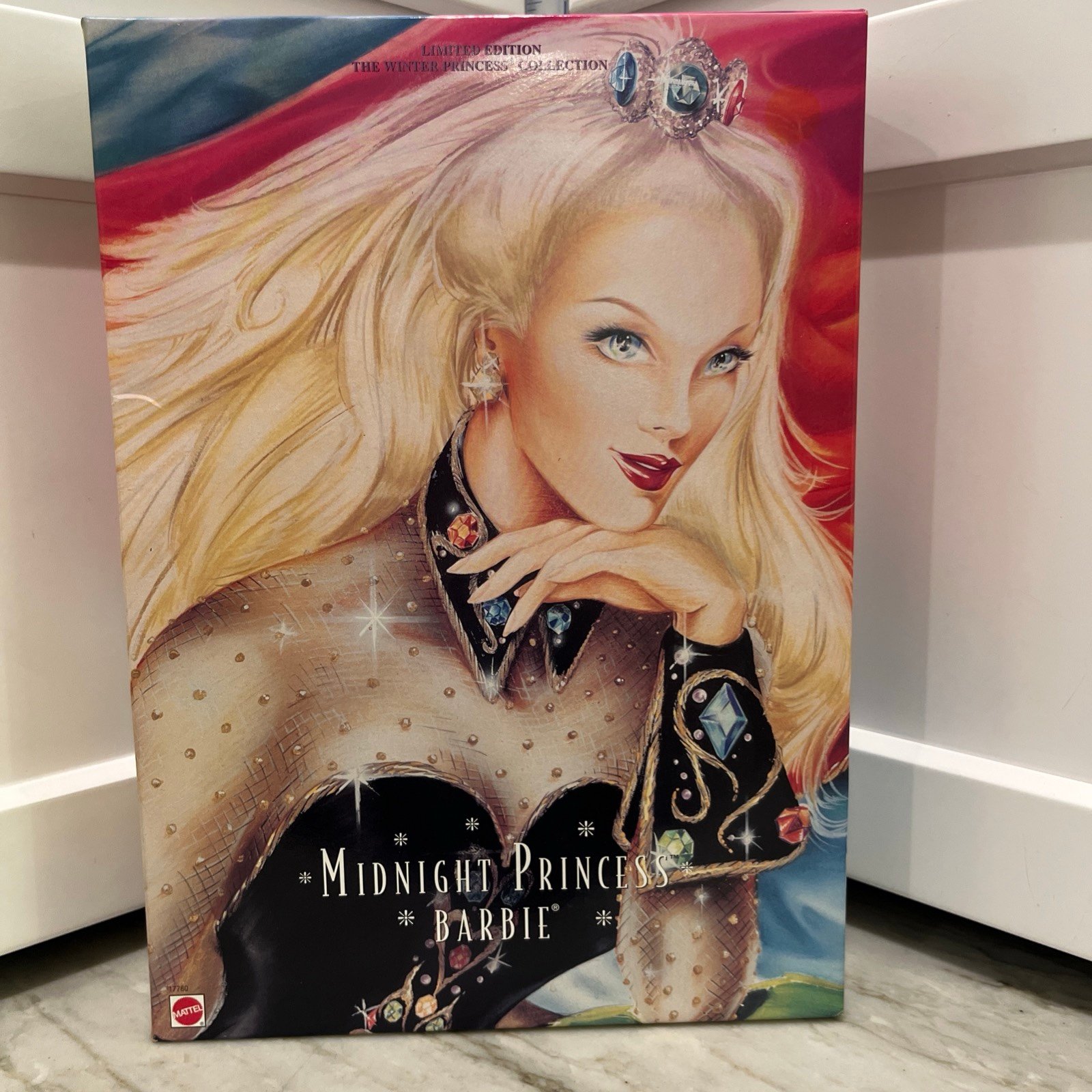 MATTEL MIDNIGHT PRINCESS BARBIE LTD ED WINTER PRINCESS COLLECTION DOLL NIB 1997