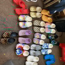 Crocs size 6