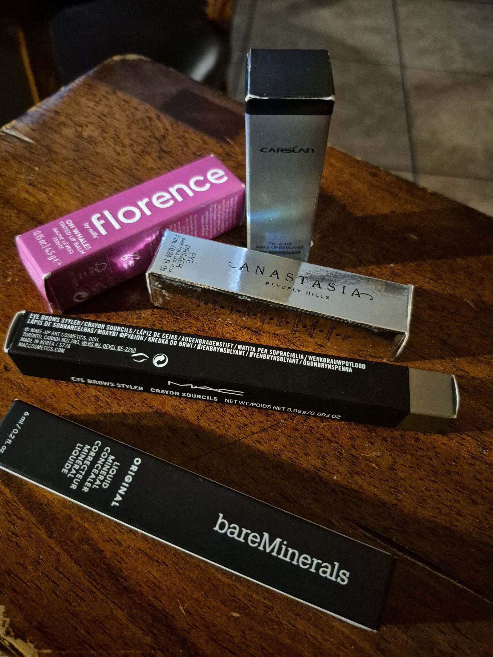 Mixed makeup lot