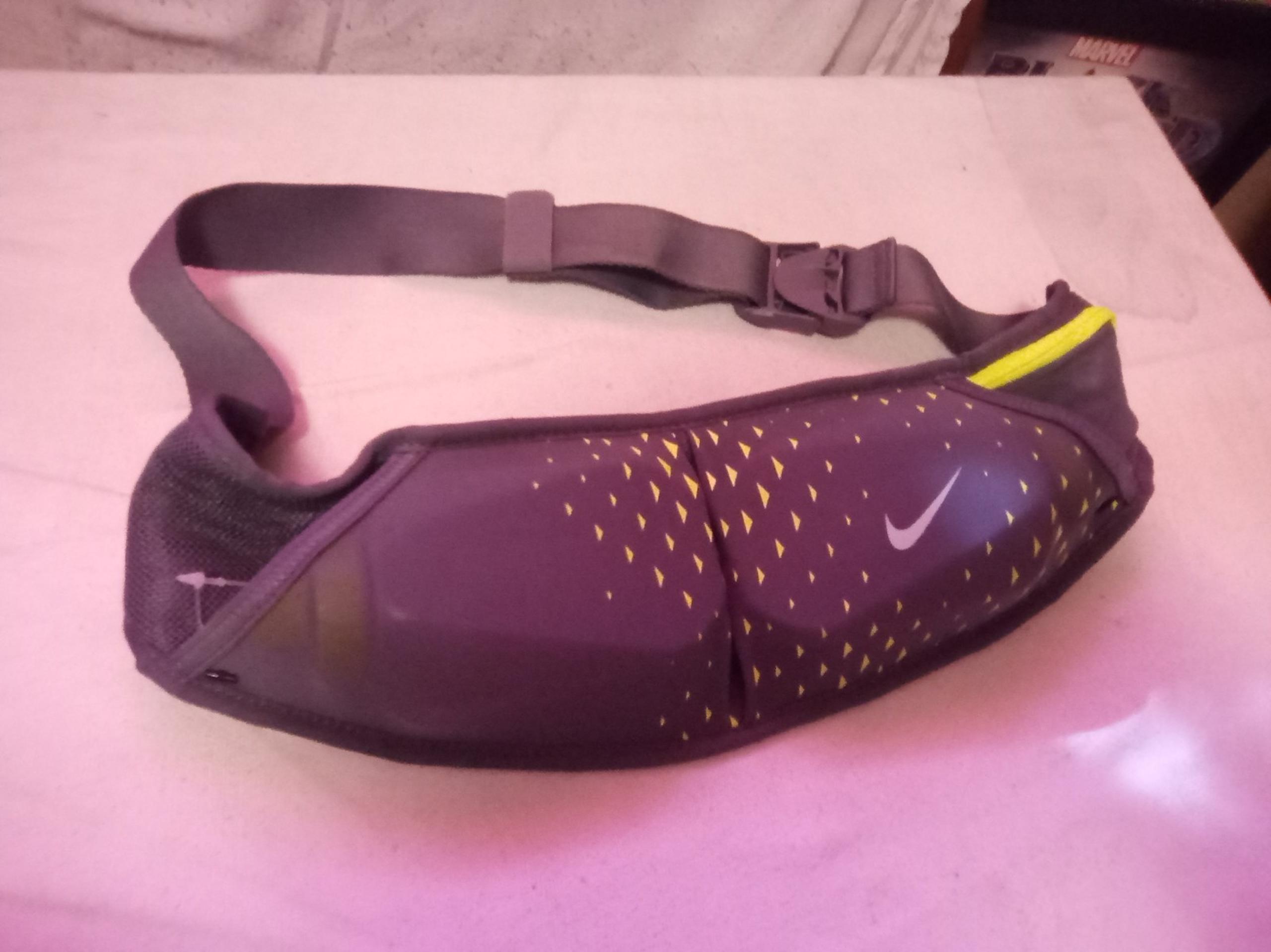 Nike running belt