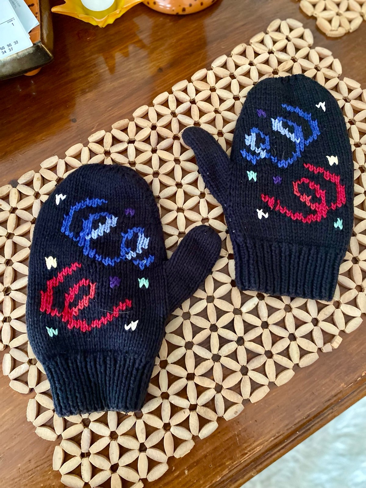 TALBOTS MITTENS GLOVES