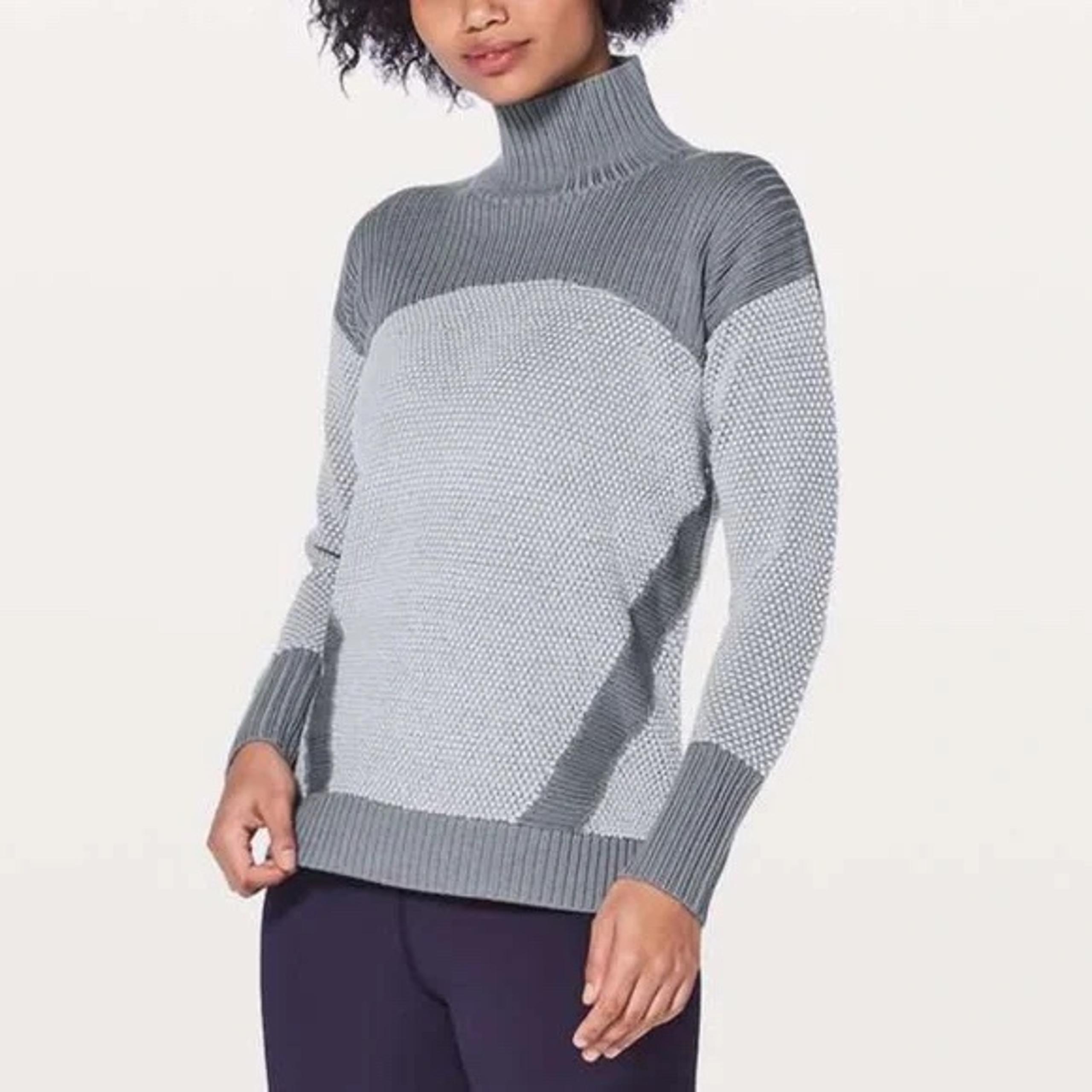 Lululemon Warm & Restore Sweater Sz 6 In Magnet Grey