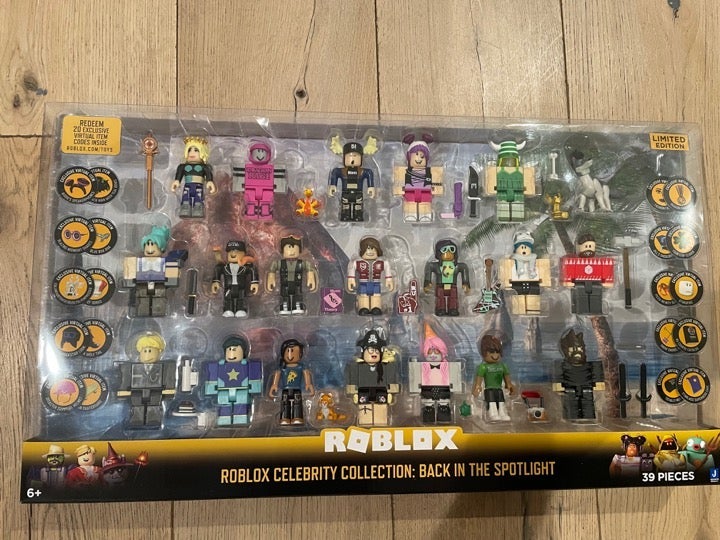 Roblox Celebrity Collection Superstars Mix & Match Set Jazwares Import 19862 Roblox Celebrity Collection Superstars Mix & Match Set Jazwares Import 19862
