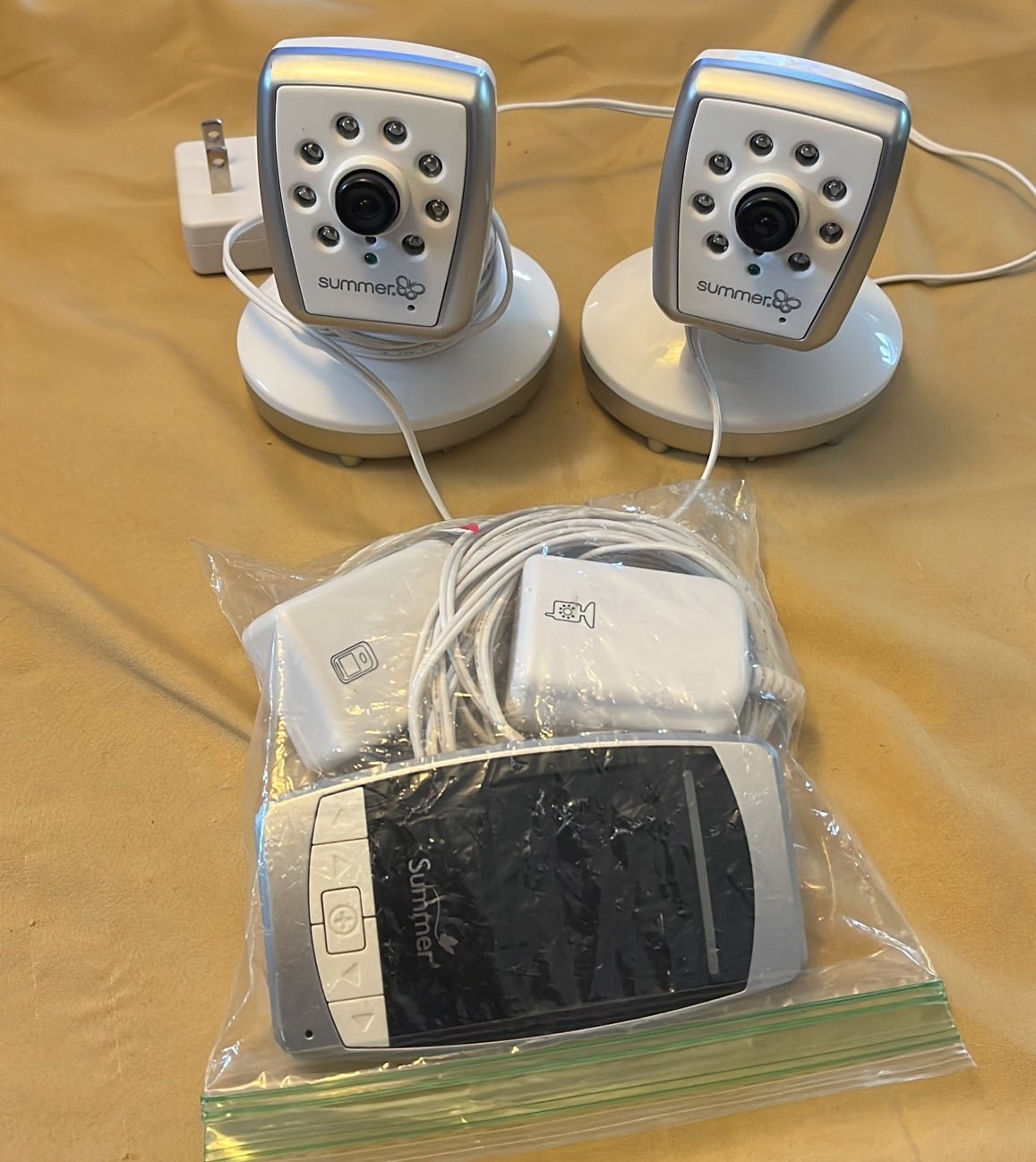 Summer Infant Side by Side Video Baby Monitor With 2 Cameras
