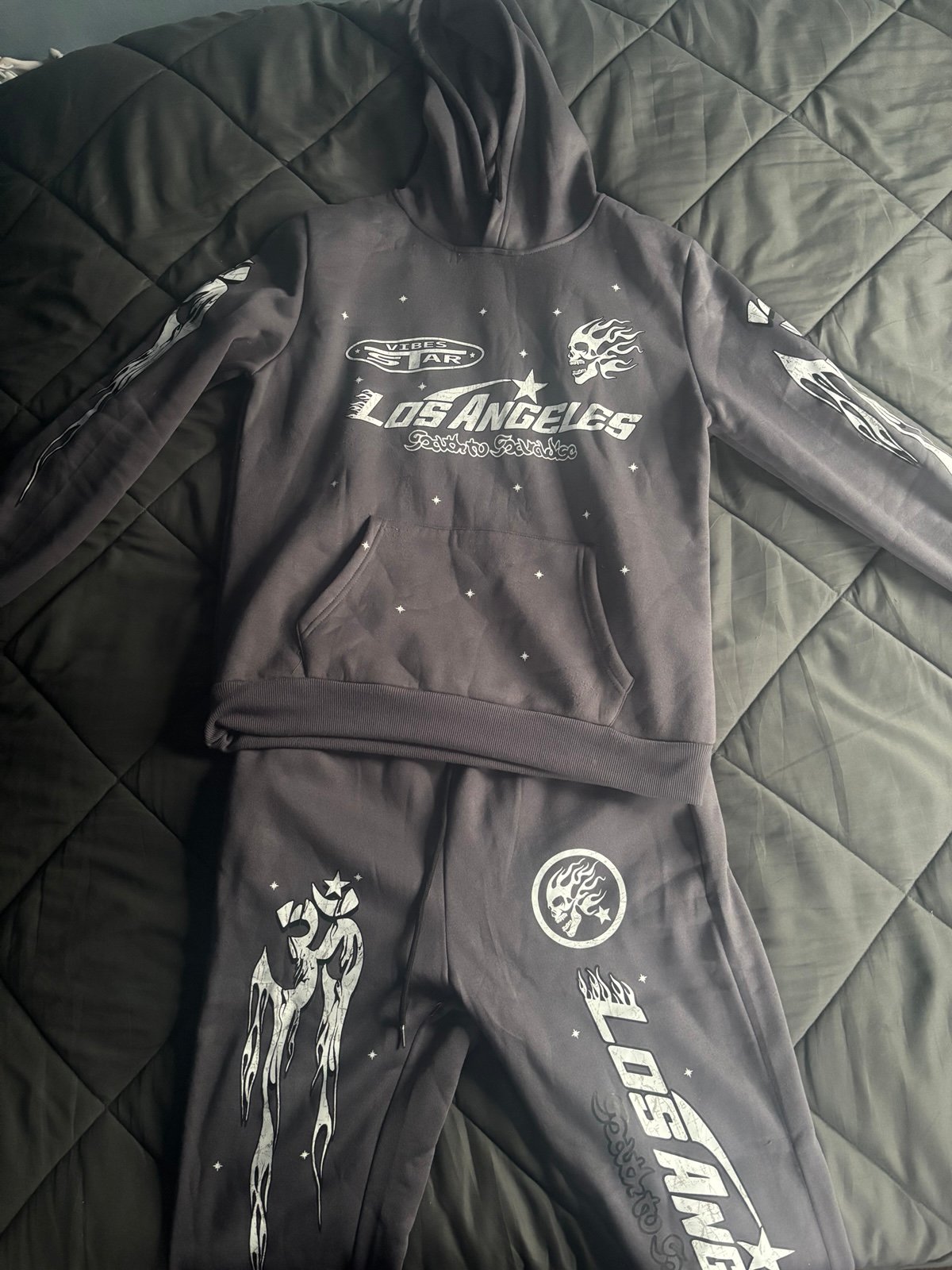 Los Angeles sweat suit (pre-worn)