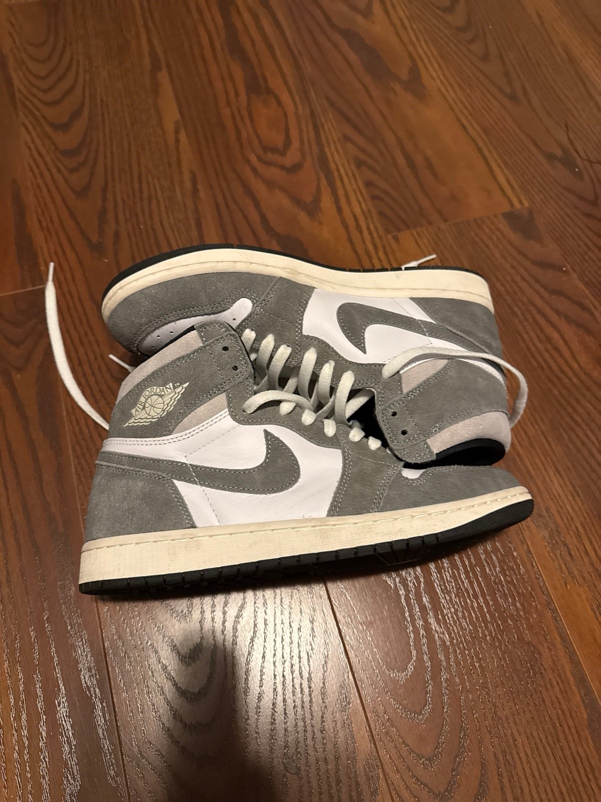 Jordan 1 Retro High OG Washed Black