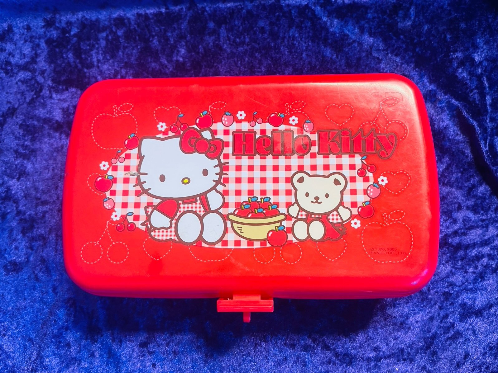 Hello kitty pencil case w/o tray with pens and pencils