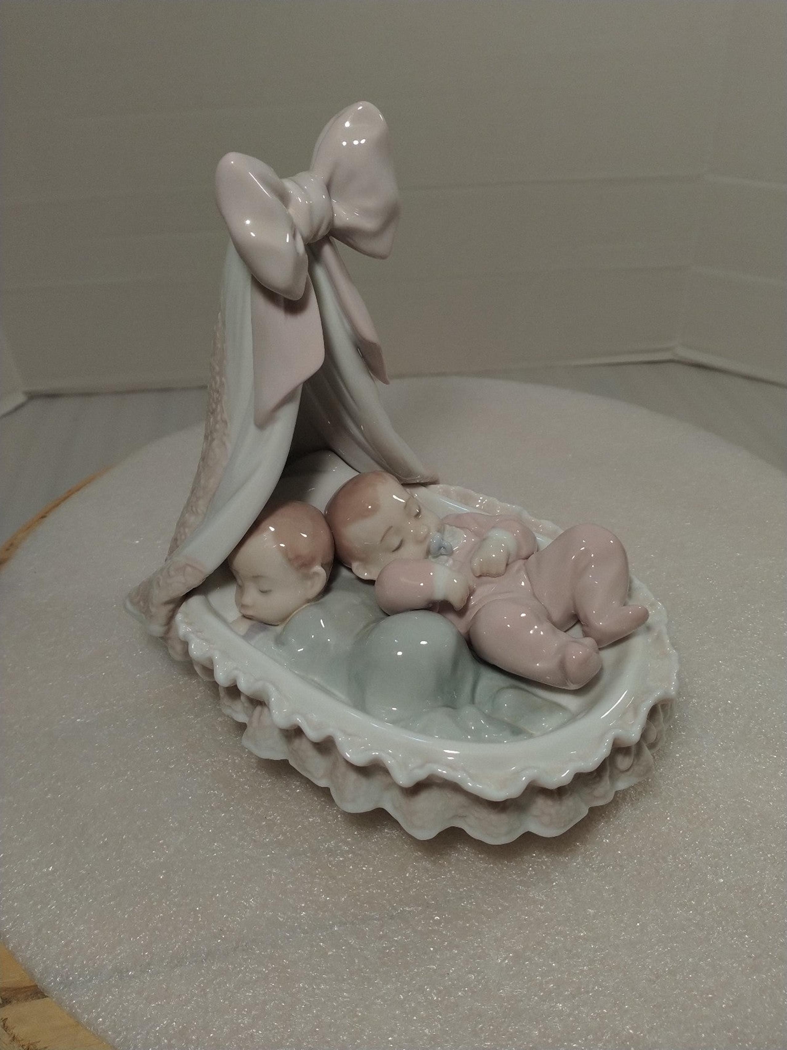 LLADRO Babies In A Basket