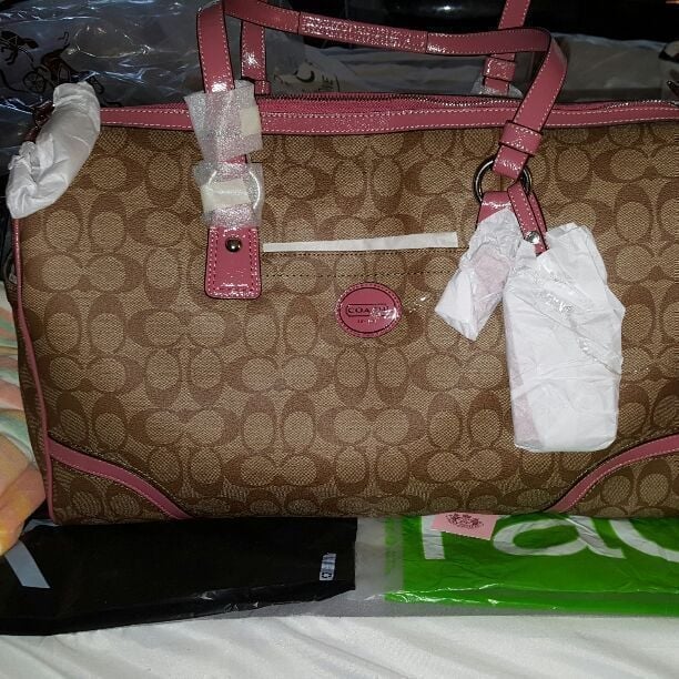 NWTAuthentic Coach Peyton Travel Satchel