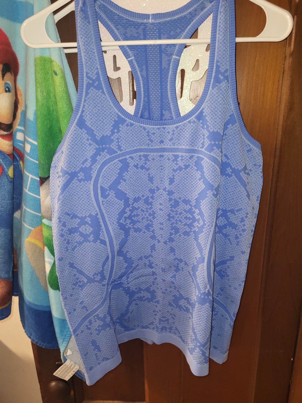 Lululemon swiftly tech tank~10~snake print.