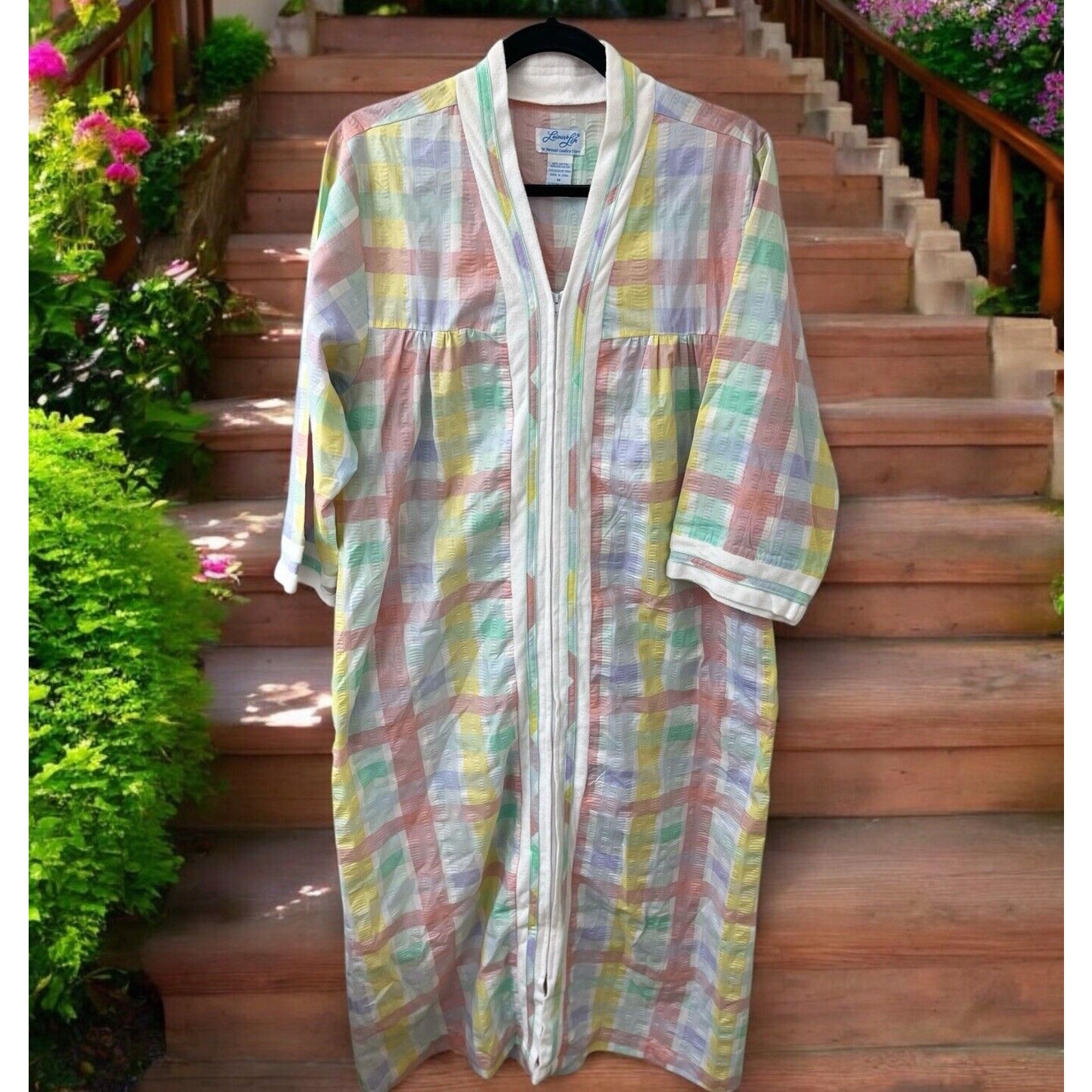 NWT MEDIUM Leisure Life Vermont Country Pastel Seersucker Zip Front House Coat