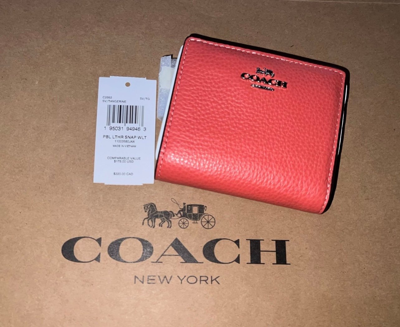 NWT COACH Women’s Bifold Snap Wallet C2862 Pebbled Leather w/C charm