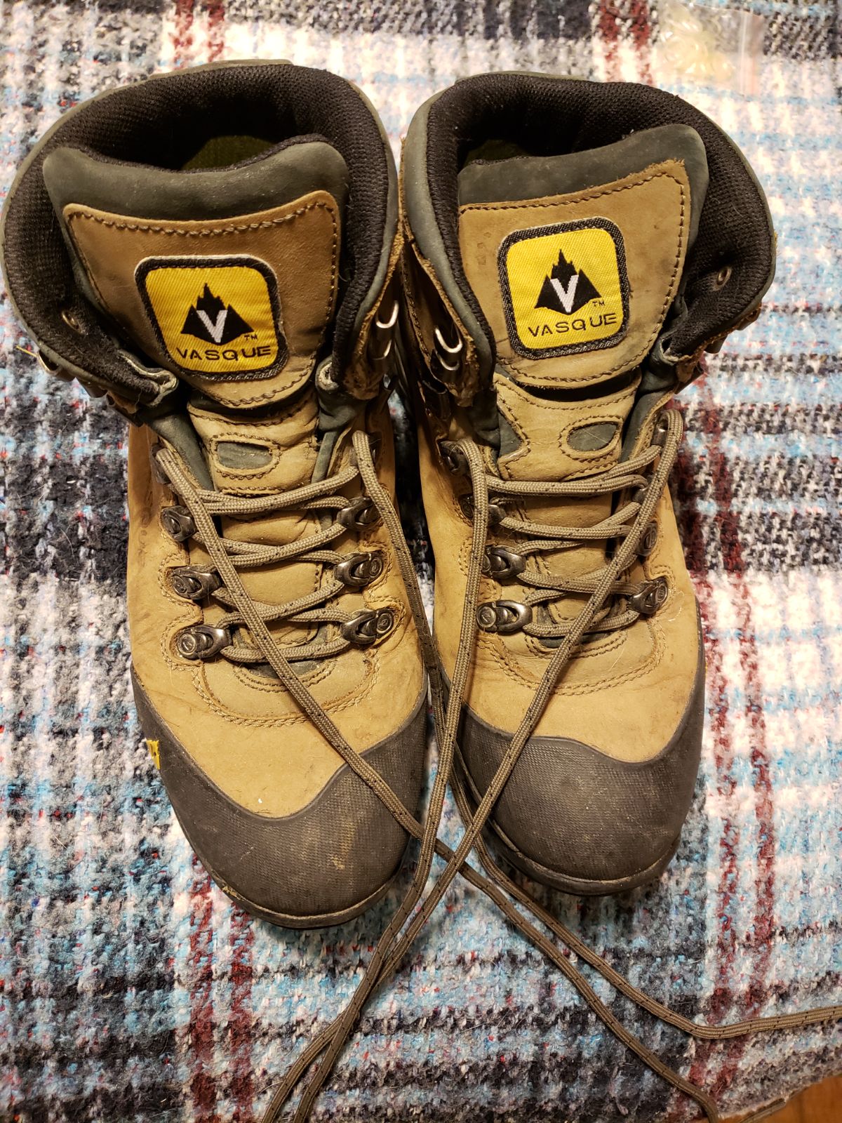 Women 11 Vasque Mid Gortex Hiking Boots