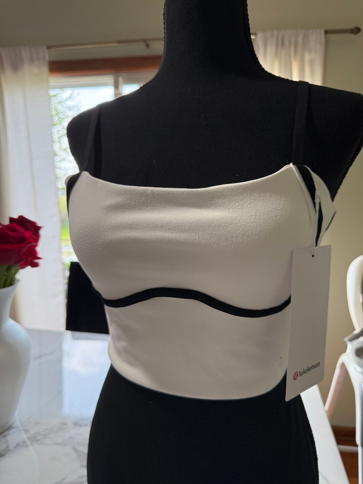 Lululemon top