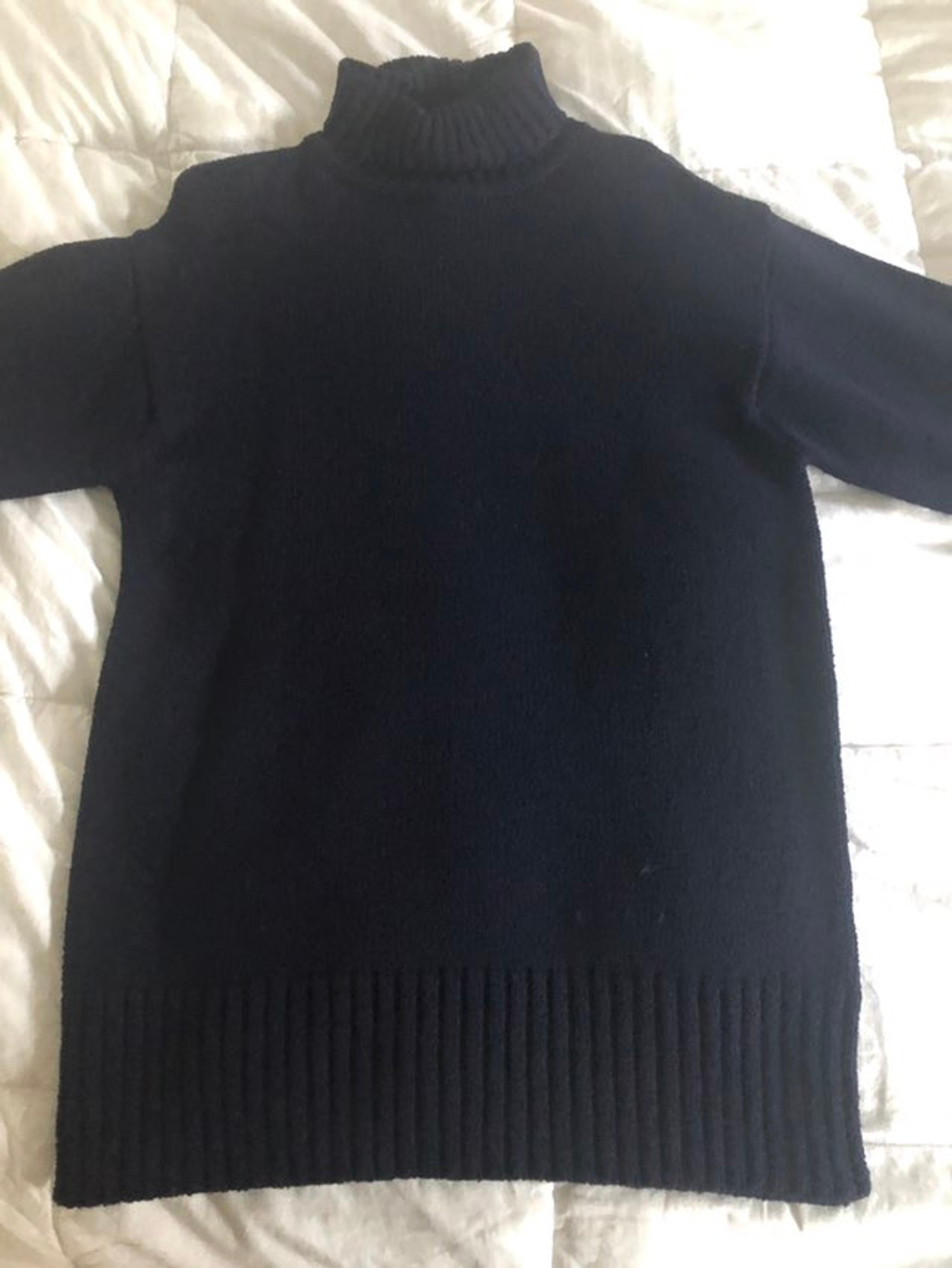 NWT Express Sweater M
