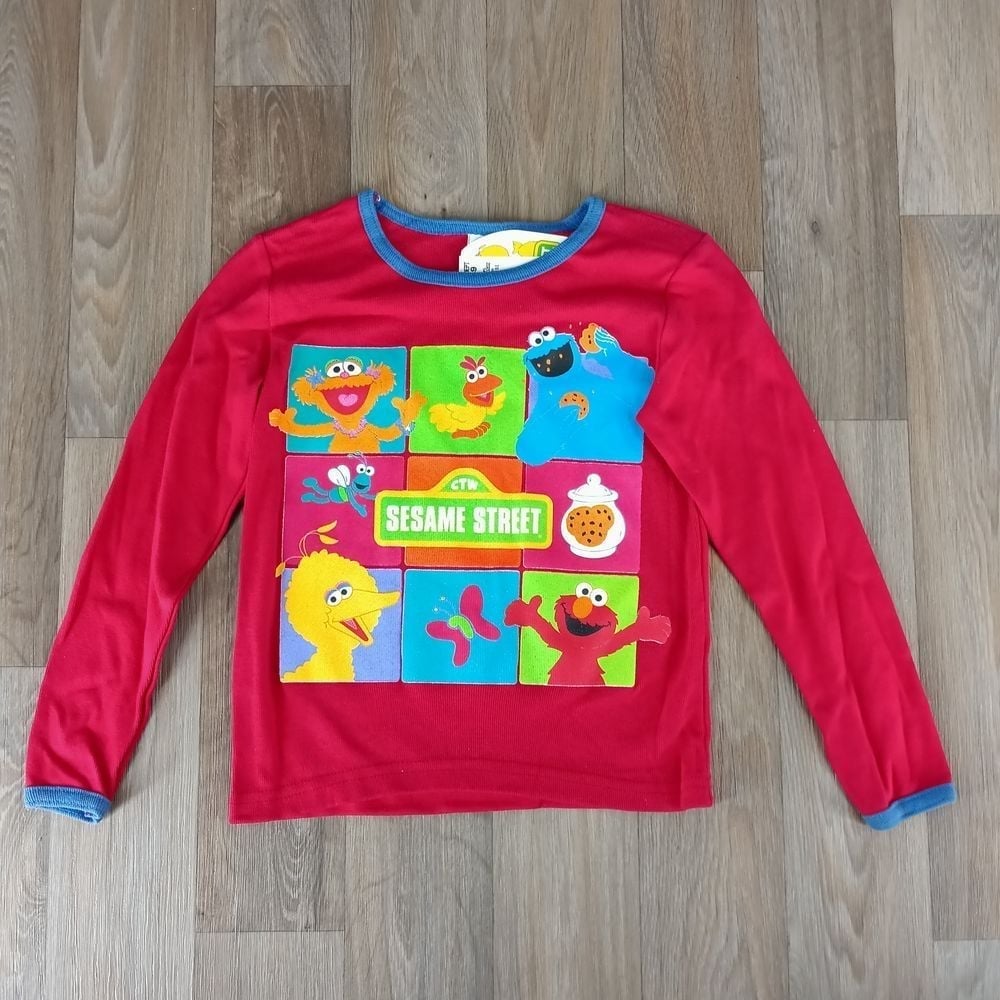 Vintage 90s Sesame Street Toddler Sz 6 Red Long Sleeve Character Graphic T-Shirt