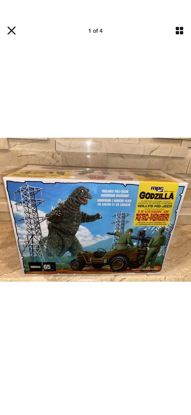 GODZILLA JEEP WILLYS MODEL KIT 1/25 SCAL