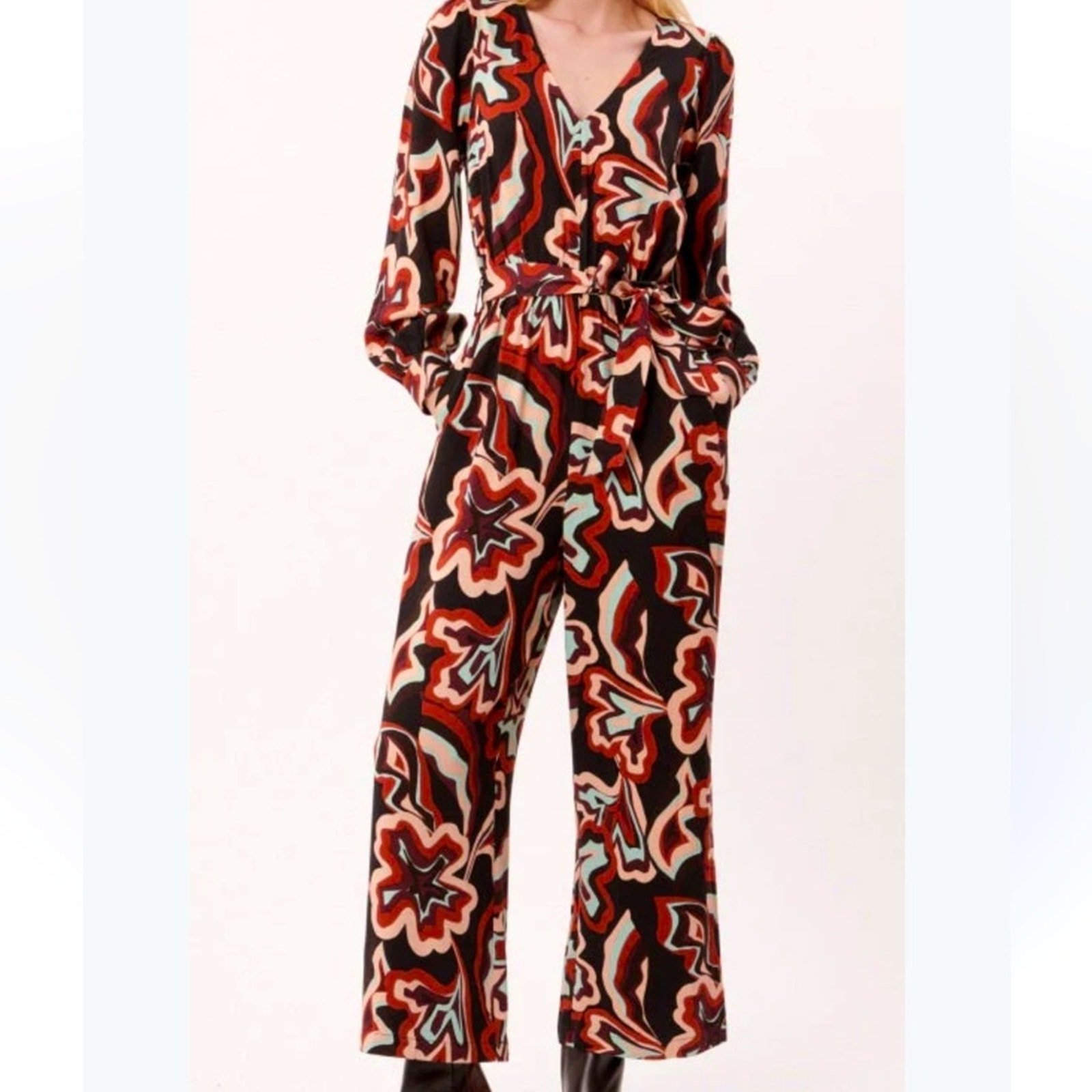 FRNCH NWT‎ size small Leen printed jumpsuit, long sleeve , oversized, belt, bold