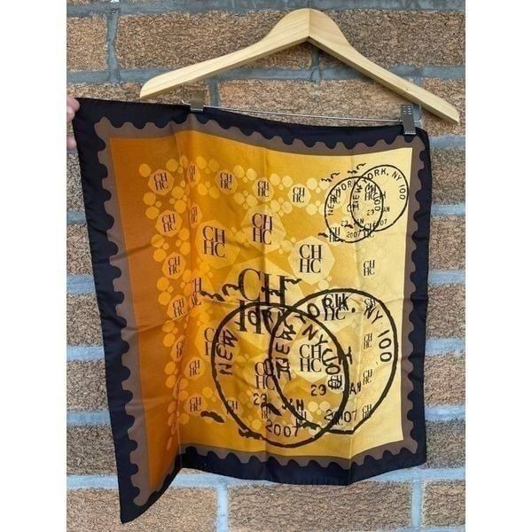 Carolina herrrera silk scarf