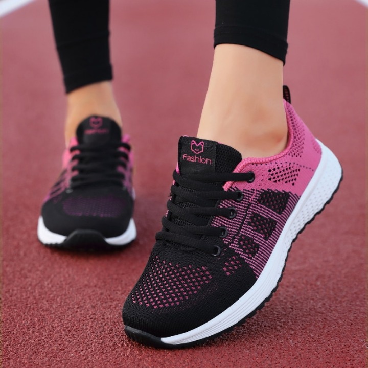 Ladies sneakers