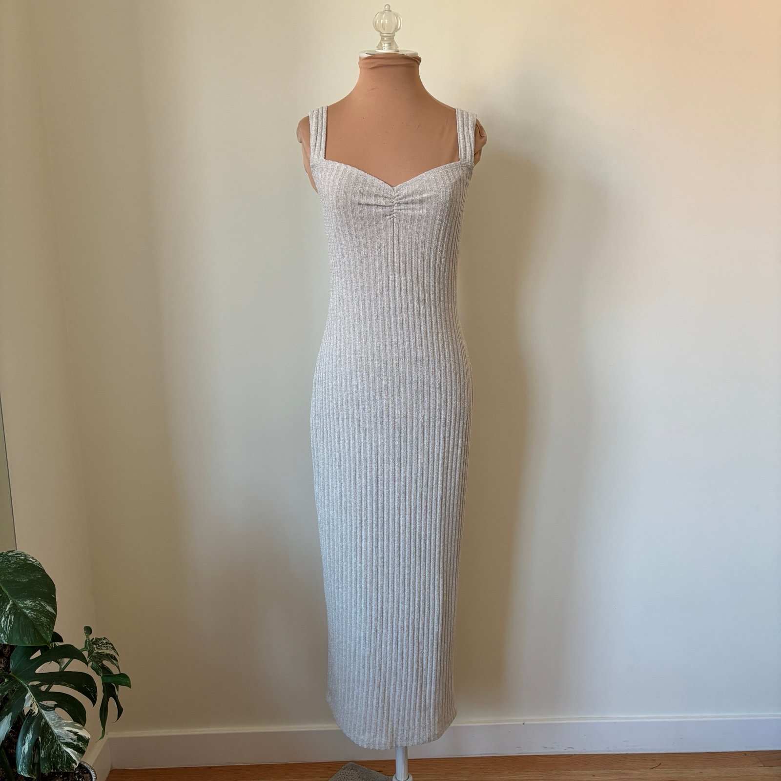 Reformation Brynn Sage Green Sweetheart Neckline Tank Strap Ribbed Midi Dress S