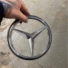 Mercedes-Benz G wagon emblem