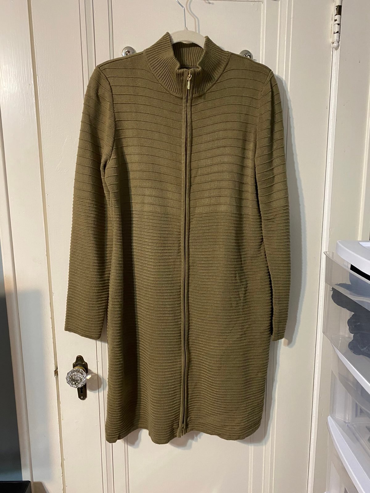 3/4 length ribs Calvin Klein zip up sweater