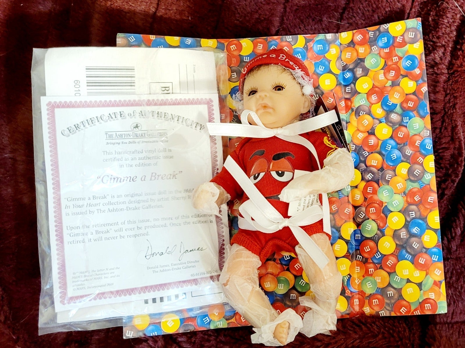 BNIB M & M BABIE ASHTON DRAKE COLLECTION RED