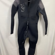 Seavenger black Wetsuit size medium