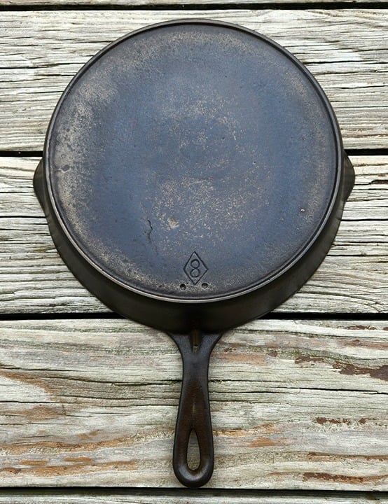 Chicago Hardware Foundry CHF #8 Cast Iron Skillet Diamond **FULLY RESTORED**
