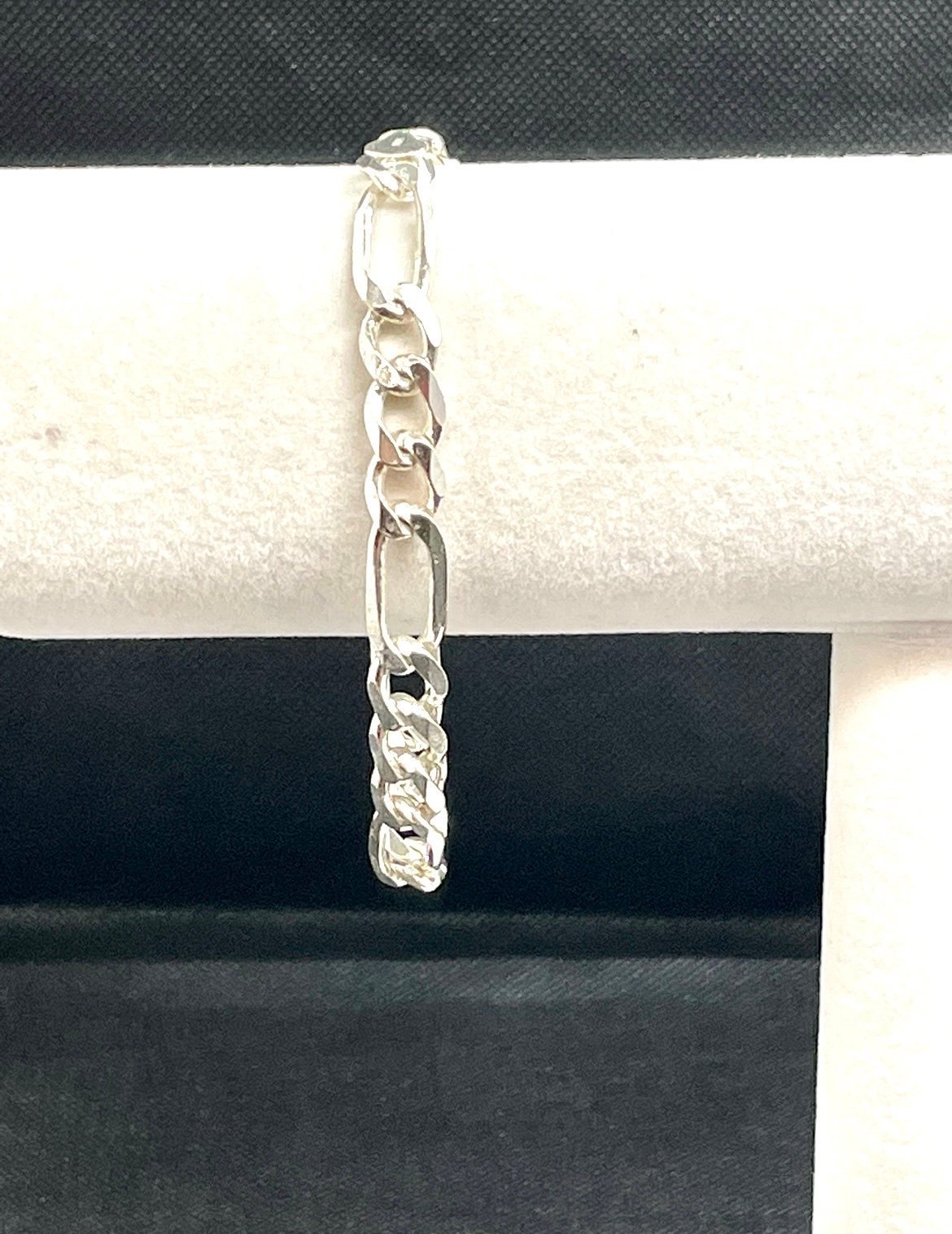 Sterling Figaro 8.5” Bracelet. 31