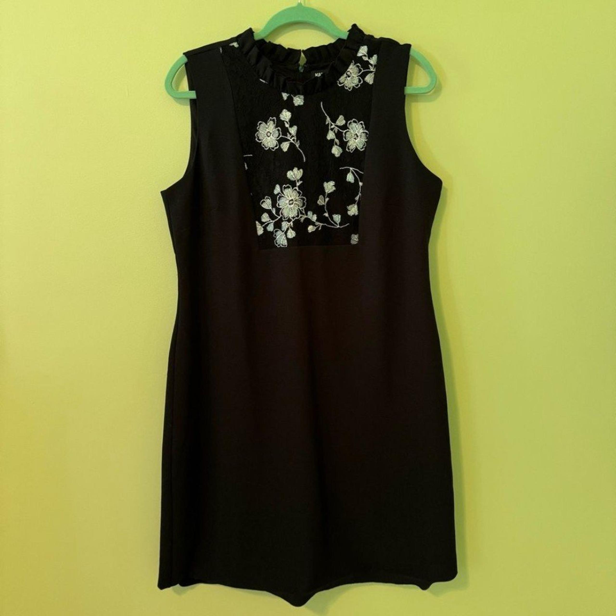 EUC Karl Lagerfeld Black Shift Dress | Size 14 | Embroidered Floral Yoke
