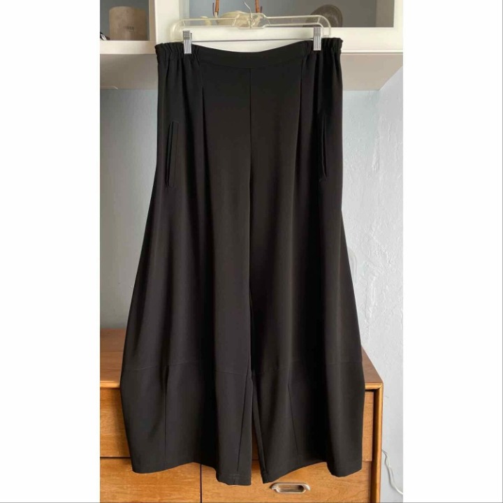 Blanque Wide Leg Balloon Pant Lagenlook Hem Seamed Detail