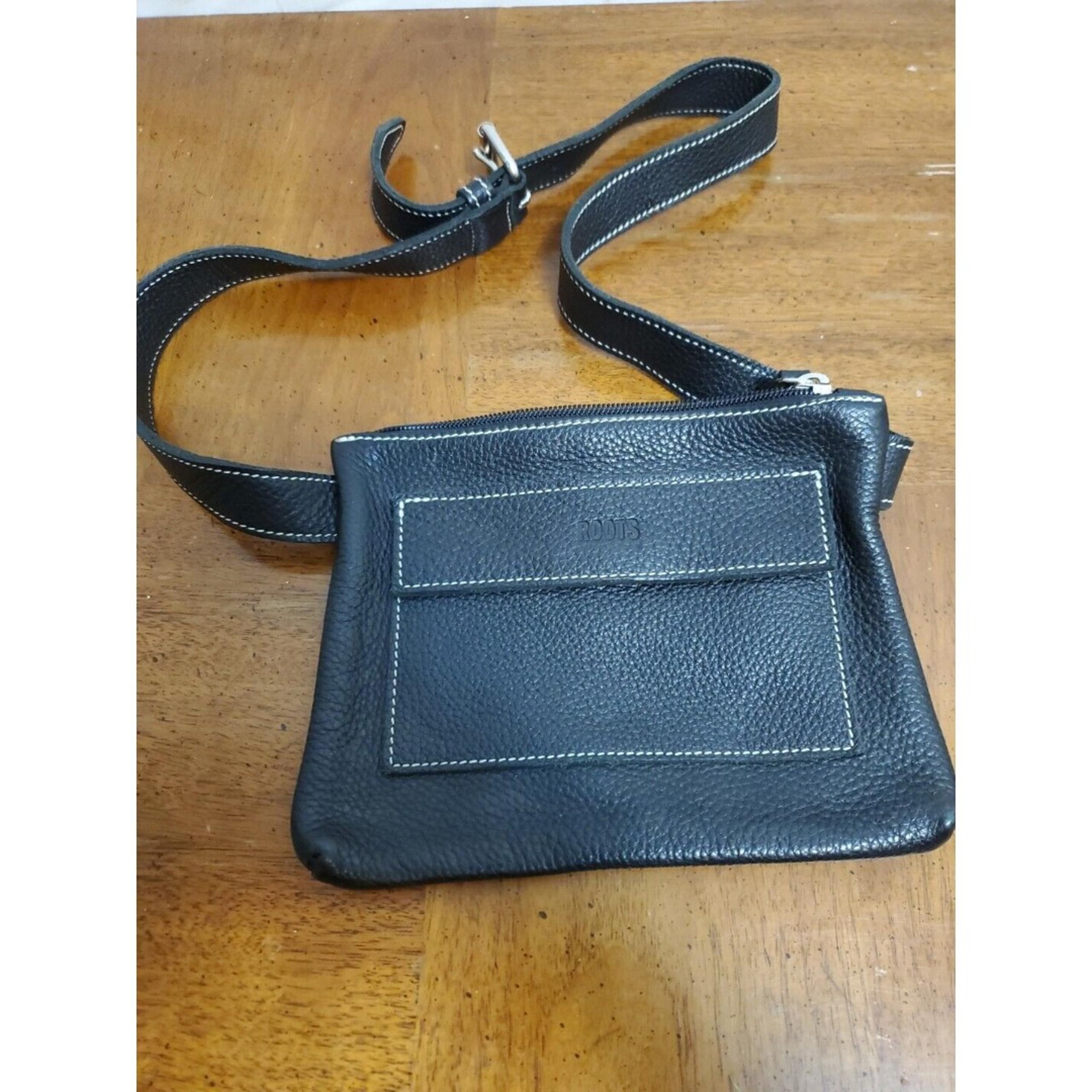Roots Canada Black Natural Leather Crossbody Purse Satchel Shoulder Bag