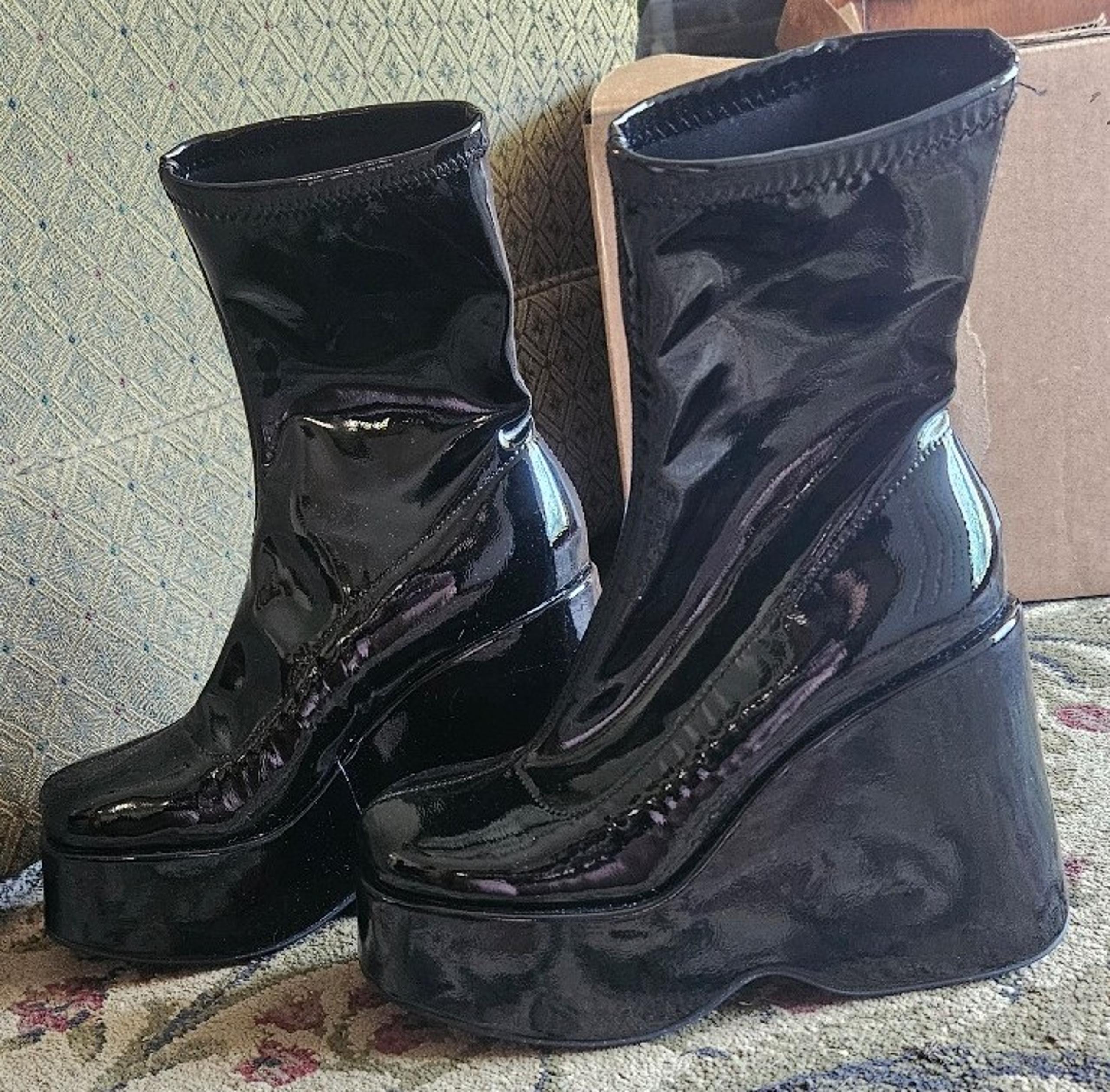 Patent leather platform boots