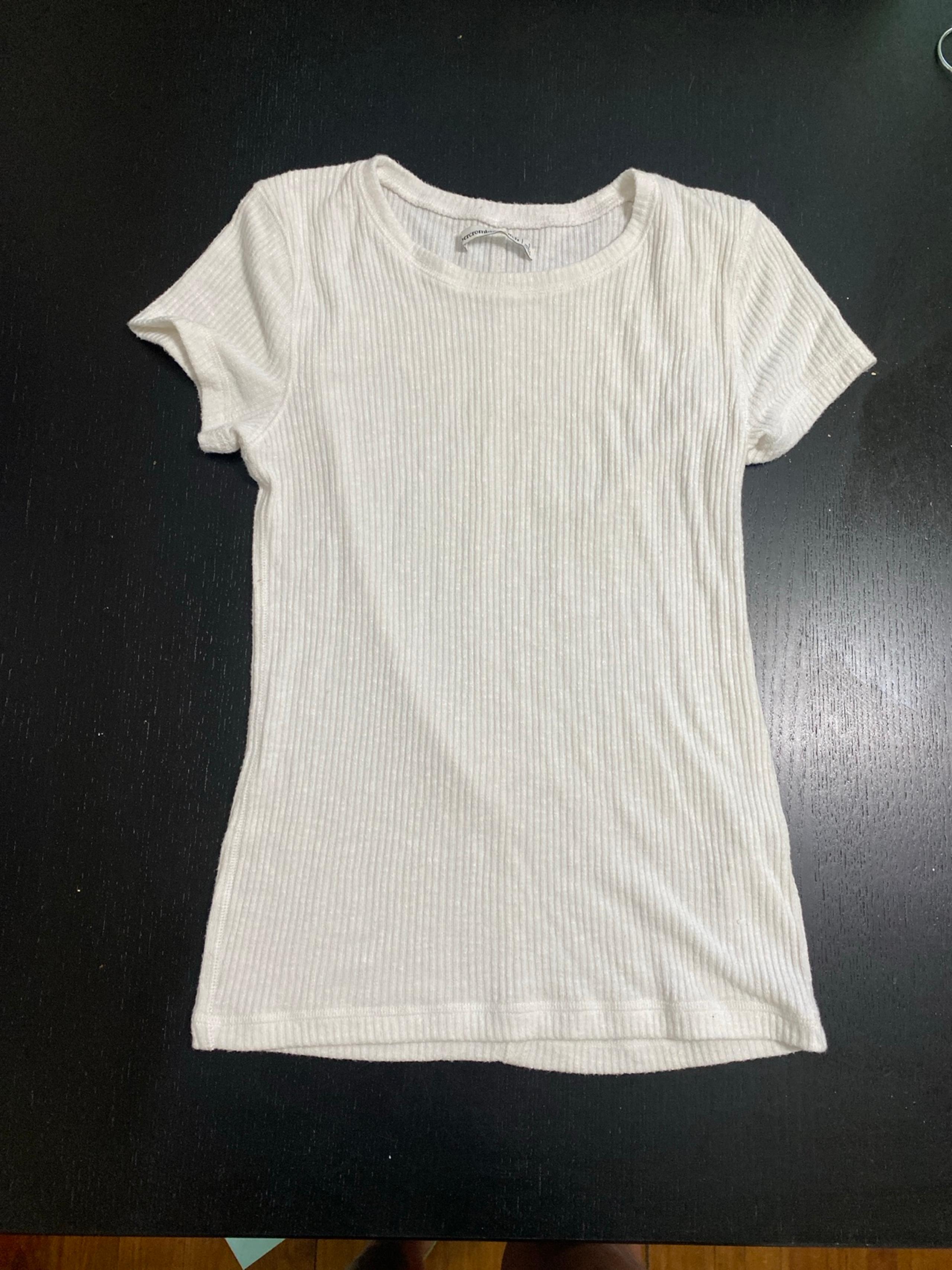 Abercrombie and Fitch white short sleeve shirt size Small