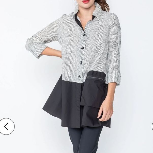 IC Connie K Womens XL Asymmetric Black White Blouse Contrast Zip Pocket LS 4281J