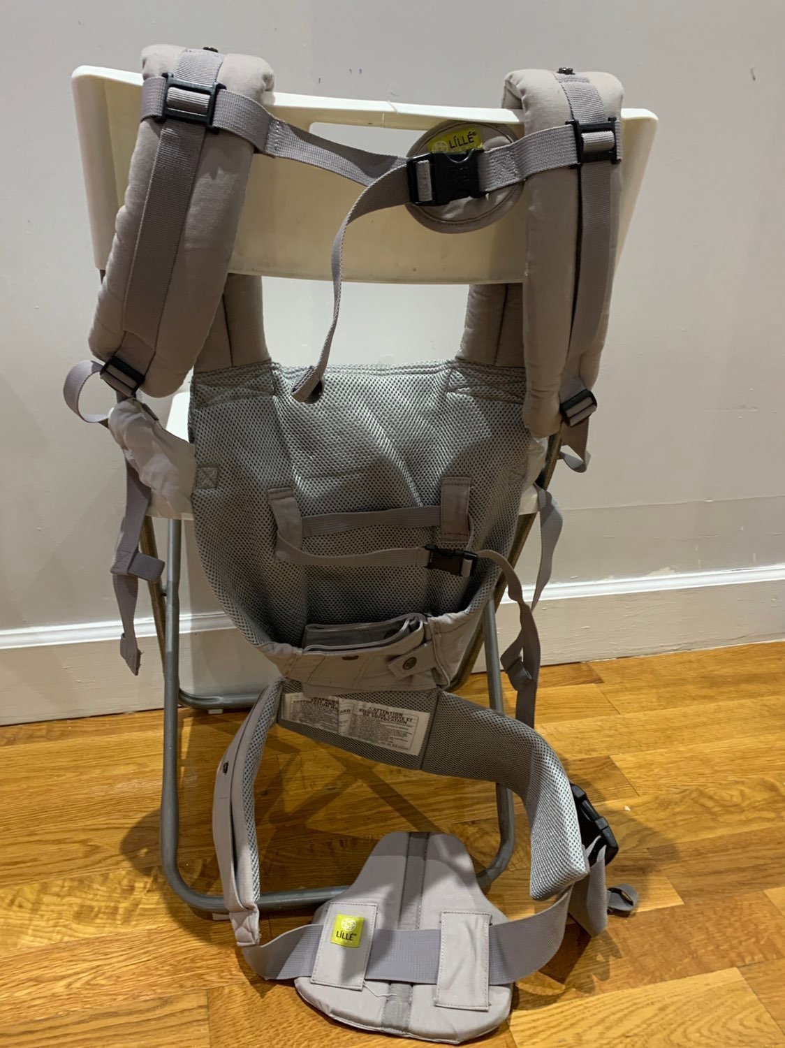 Lille complete all seasons ergonomic baby carrier