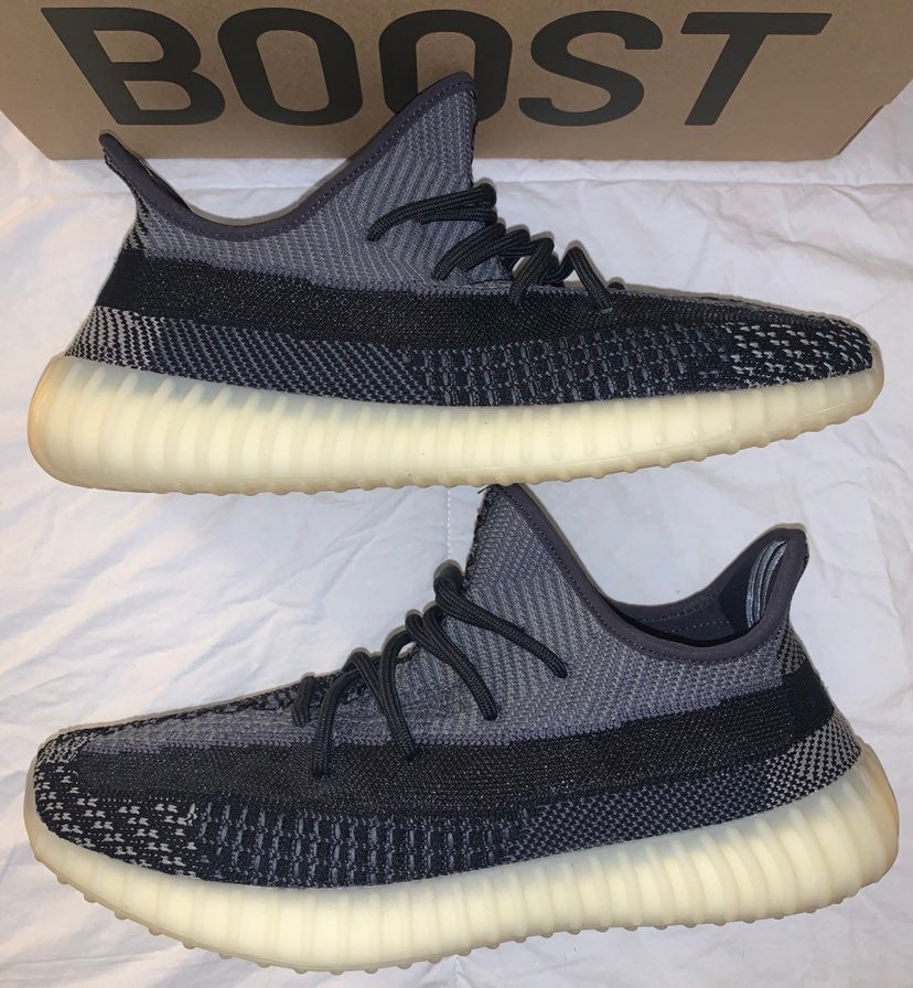 Yeezy Adidas Boost 350 V2 in Carbon