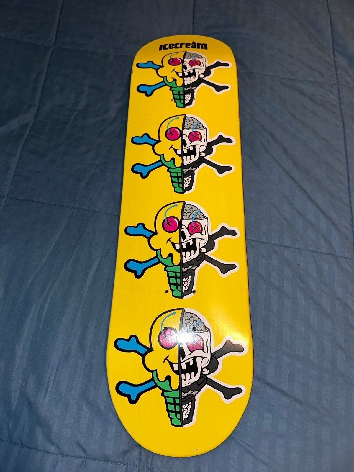Icecream skateboard deck + T shirt limited edition sold out size Small!