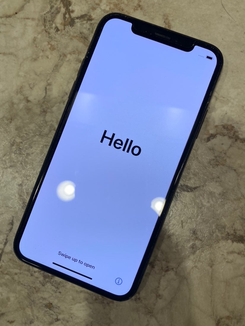 Apple Iphone x 256gb- black/gray- att&t