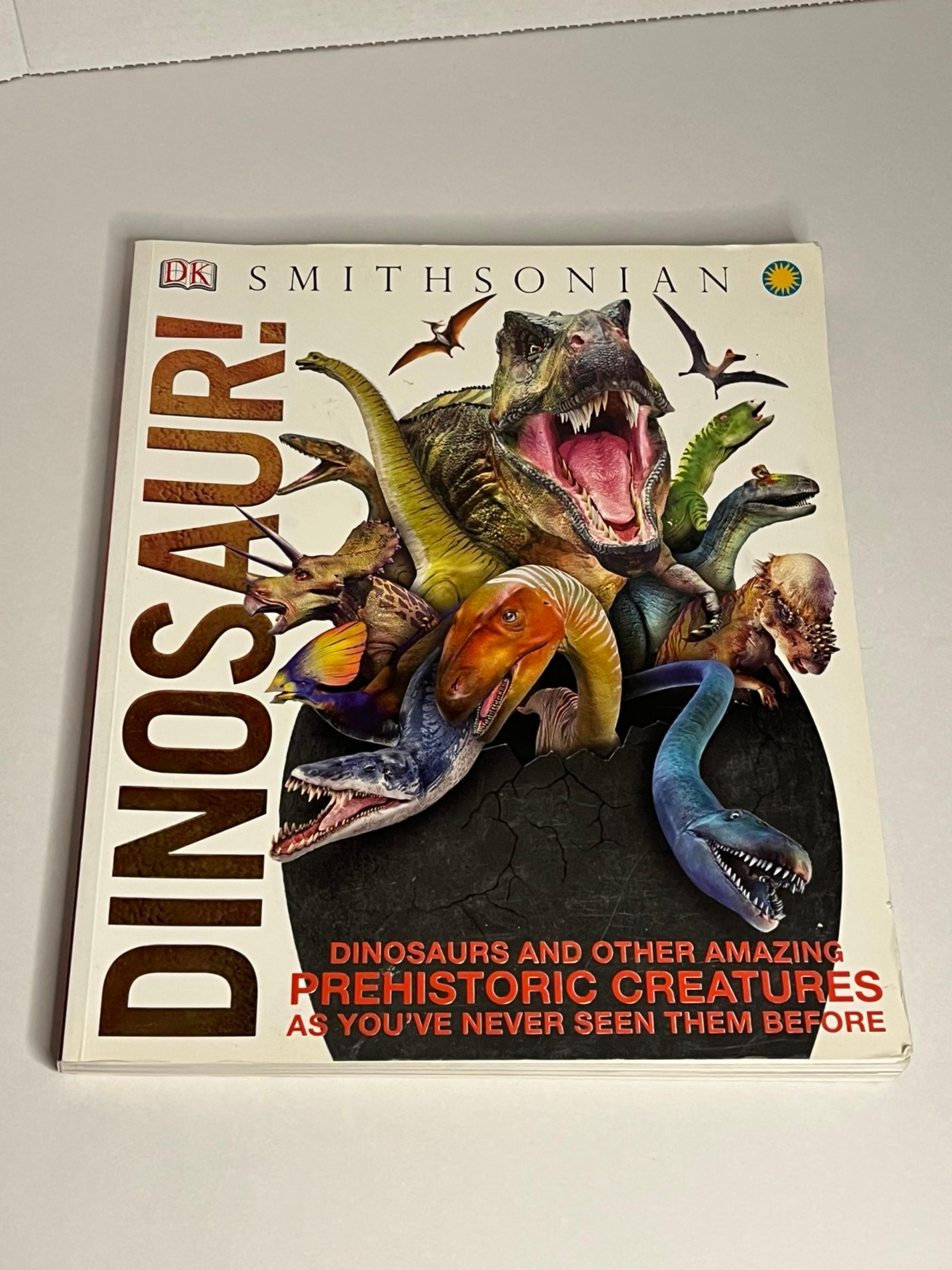 Smithsonian Dinosaur Book