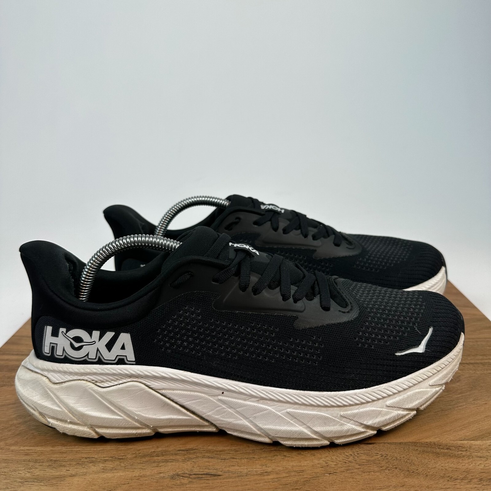 Womens Hoka One One Arahi 7 Black Athletic Running Sneakers Shoes Size 11 B GUC