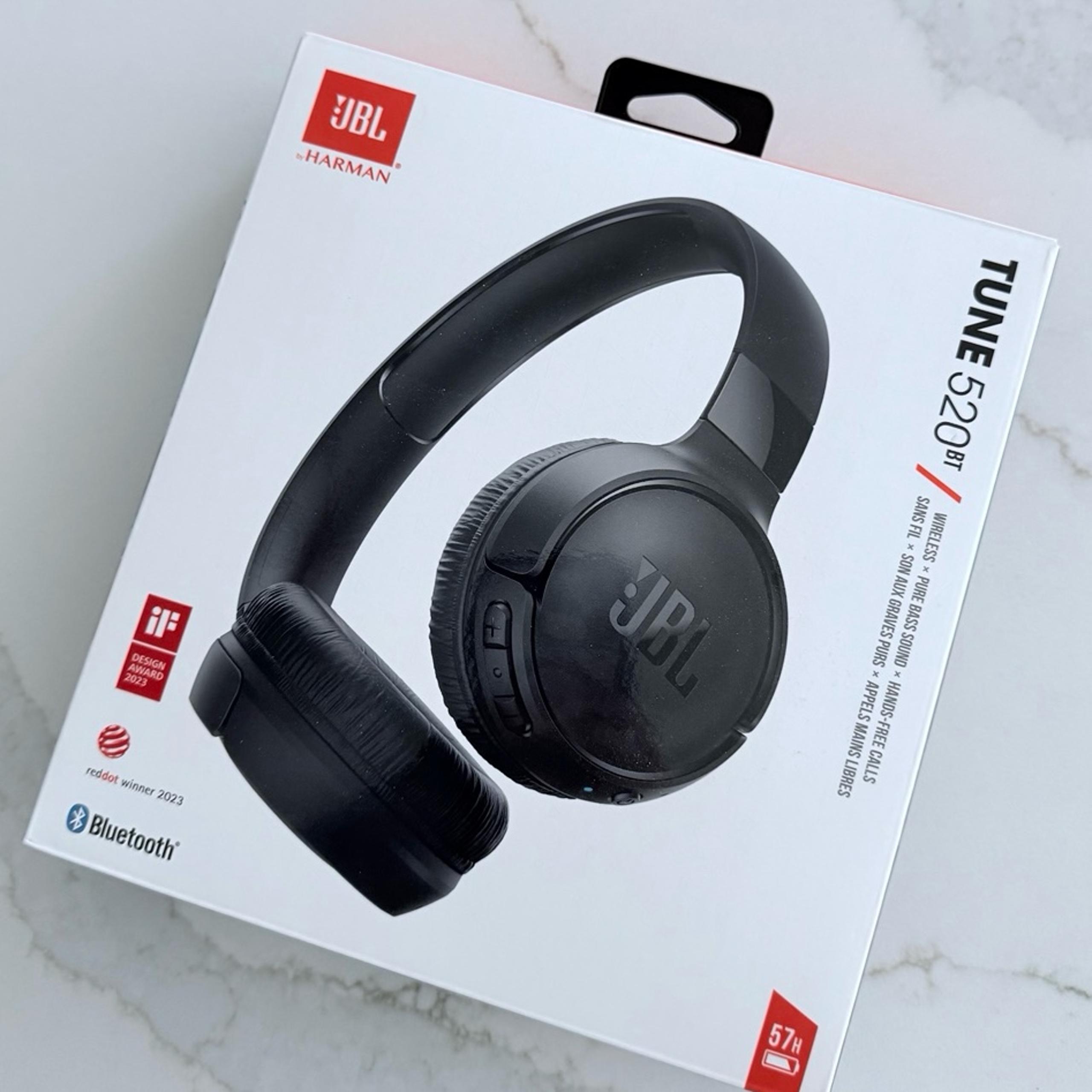 JBL Tune 520BT Bluetooth Headphones - Black