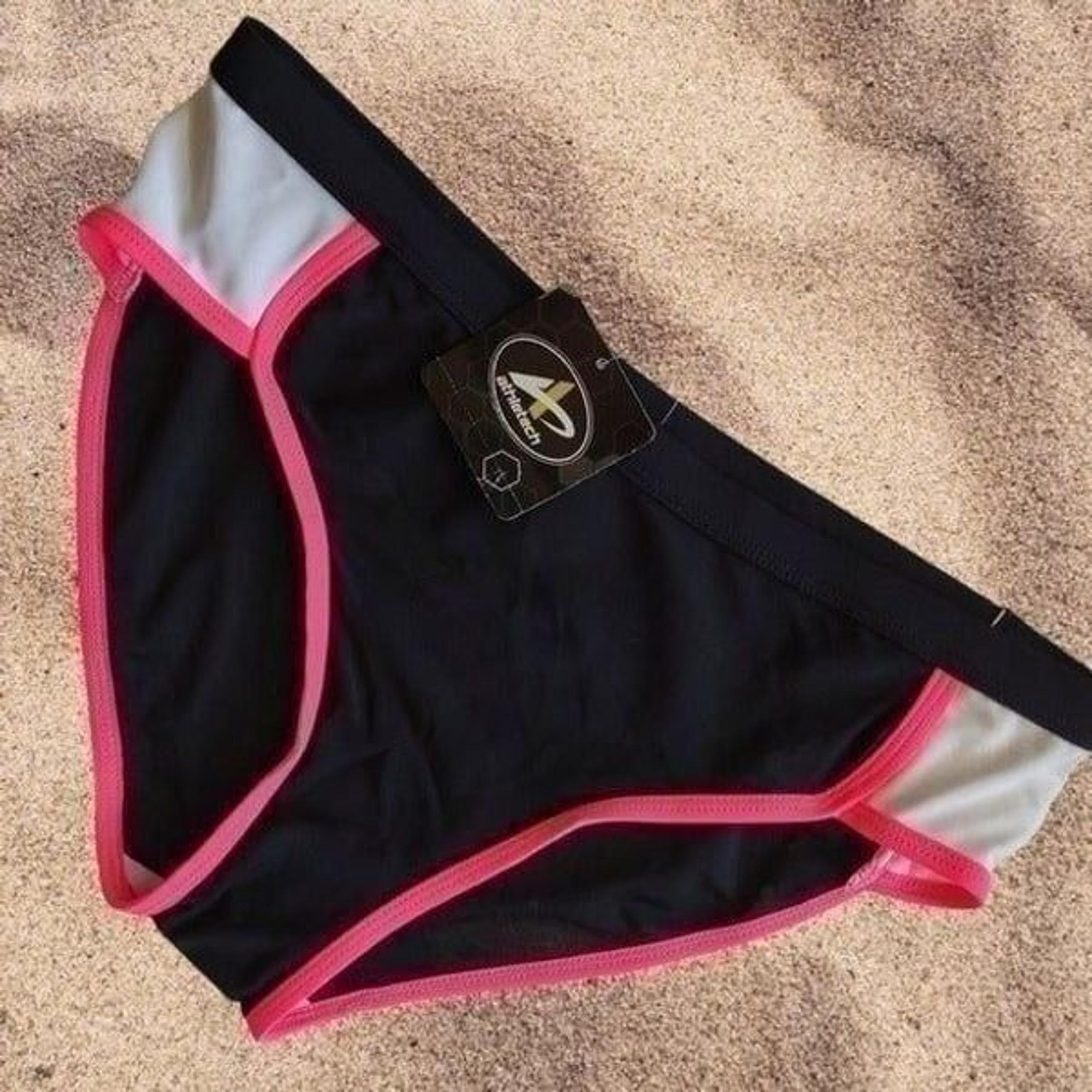 NWT Athletech B&W Swim Bottoms 18