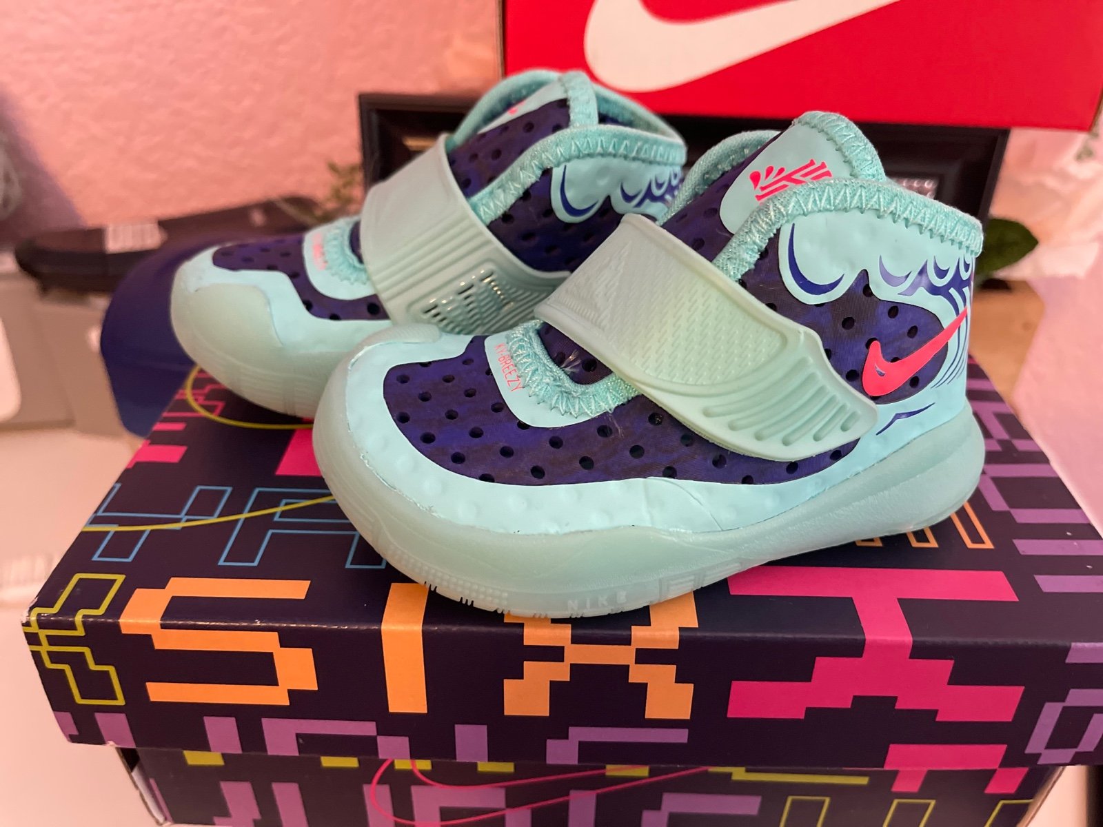 Nike Ky-breezy