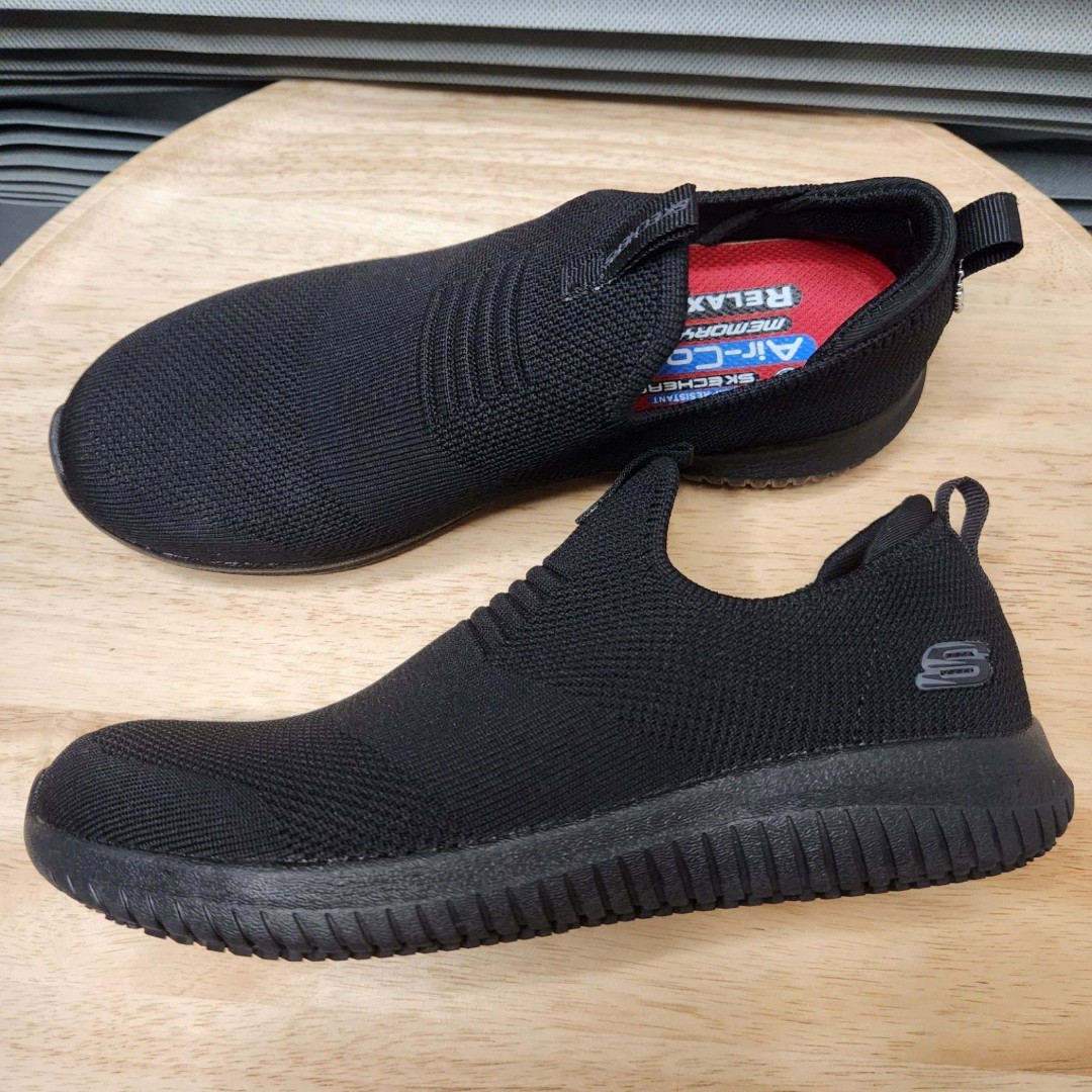 Skechers black slip resistant work shoes womens 7