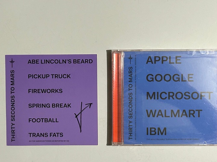 30 seconds to Mars signed cd booklet