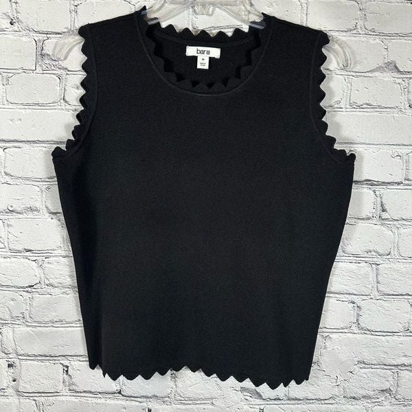 Bar III Women’s Sleeveless Sweater Shell Scalloped Details Dressy Lightweight M